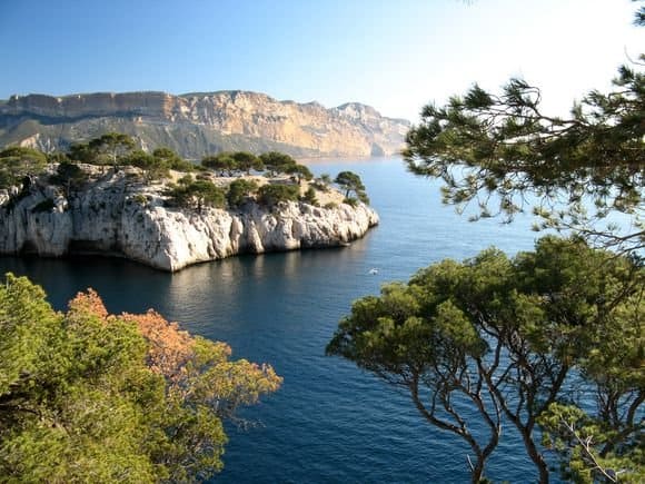 Micro-station d'épuration dans les Bouches-du-Rhône, département 13 - ATB France 